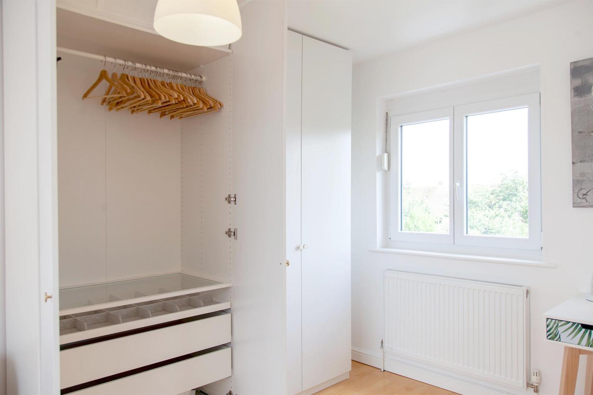 Pass The Keys 49 Byron Square Modern And Spacious 3 Bed Home With Free Parking CBG Екстериор снимка
