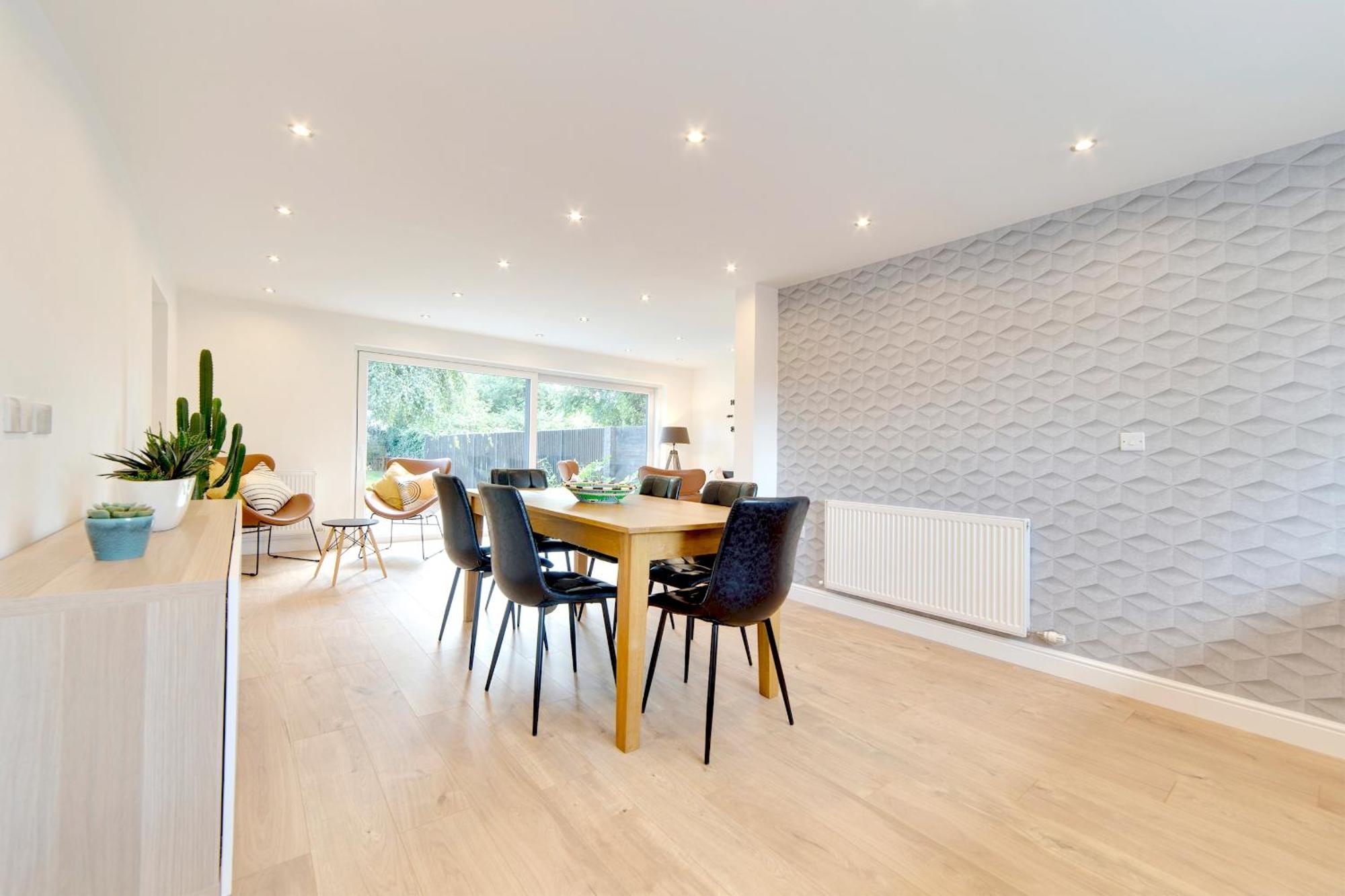 Pass The Keys 49 Byron Square Modern And Spacious 3 Bed Home With Free Parking CBG Екстериор снимка